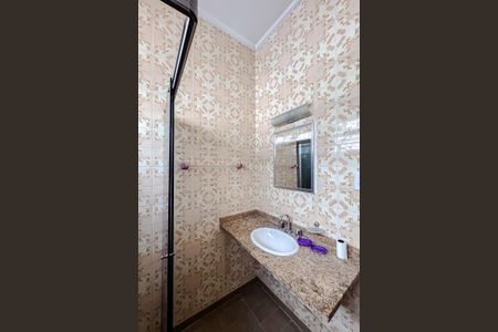 Casa para alugar com 218m², 3 quartos e 3 vagas Casa para alugar com 218m², 3 quartos e 3 vagasBanheiro