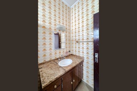 Casa para alugar com 218m², 3 quartos e 3 vagas Casa para alugar com 218m², 3 quartos e 3 vagasBanheiro da Suíte