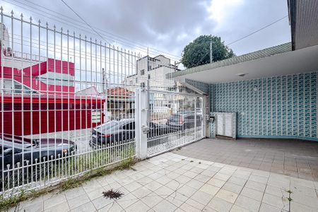 Casa para alugar com 218m², 3 quartos e 3 vagas Casa para alugar com 218m², 3 quartos e 3 vagasGaragem