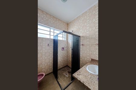 Casa para alugar com 218m², 3 quartos e 3 vagas Casa para alugar com 218m², 3 quartos e 3 vagasBanheiro