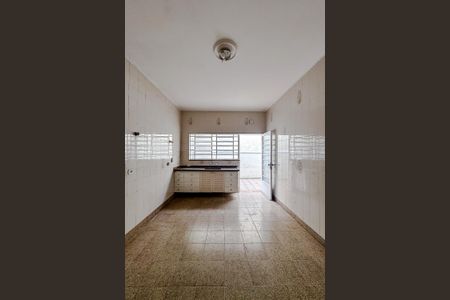 Casa para alugar com 218m², 3 quartos e 3 vagas Casa para alugar com 218m², 3 quartos e 3 vagasCozinha