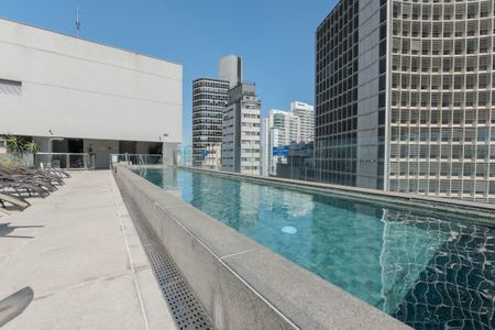 Apartamento para alugar com 20m², 1 quarto e sem vaga Apartamento para alugar com 20m², 1 quarto e sem vagaÁrea comum - Piscina