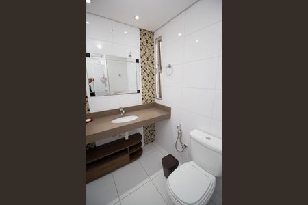 Apartamento à venda com 65m², 3 quartos e 1 vaga Apartamento à venda com 65m², 3 quartos e 1 vagaBanheiro