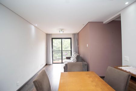 Apartamento à venda com 65m², 3 quartos e 1 vaga Apartamento à venda com 65m², 3 quartos e 1 vagaSala