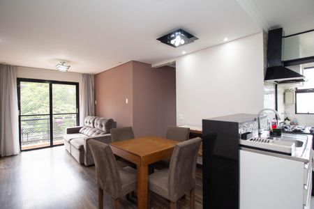 Sala de apartamento à venda com 3 quartos, 65m² em São Domingos, São Paulo