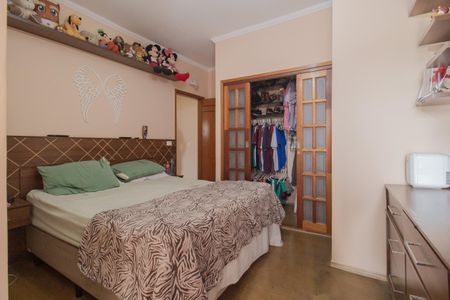 Quarto Suíte de casa para alugar com 3 quartos, 209m² em Vila Assis Brasil, Mauá