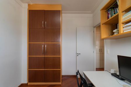 Apartamento para alugar com 83m², 3 quartos e 3 vagas Apartamento para alugar com 83m², 3 quartos e 3 vagasQuarto 1