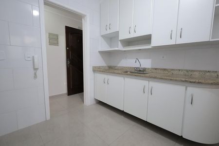 Apartamento à venda com 100m², 3 quartos e 2 vagas Apartamento à venda com 100m², 3 quartos e 2 vagasCozinha