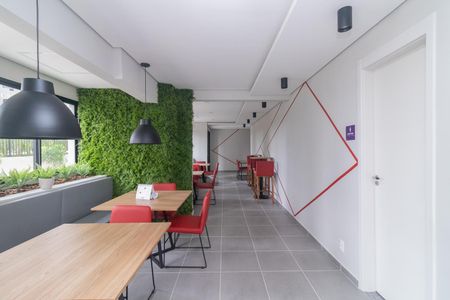 Apartamento à venda com 39m², 2 quartos e sem vagaÁrea comum - Salão de festas