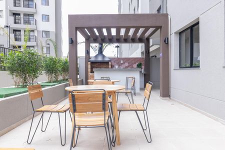 Apartamento à venda com 39m², 2 quartos e sem vagaÁrea comum - Churrasqueira