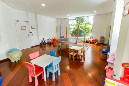 Apartamento à venda com 163m², 4 quartos e 3 vagasBrinquedoteca