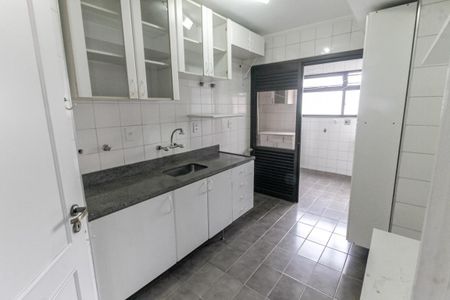 Apartamento à venda com 163m², 4 quartos e 3 vagasCozinha - Armários