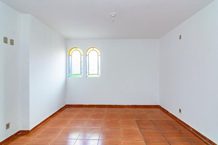 Casa à venda com 360m², 4 quartos e 2 vagasSuíte