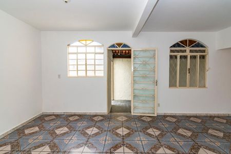 Casa à venda com 360m², 4 quartos e 2 vagasSala 2