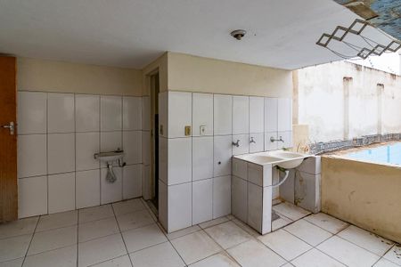 Casa à venda com 360m², 4 quartos e 2 vagasÁrea de Serviço