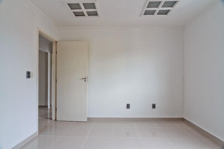 Casa para alugar com 211m², 3 quartos e 2 vagasQuarto 2