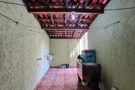 Casa à venda com 213m², 4 quartos e 2 vagas Casa à venda com 213m², 4 quartos e 2 vagasÁrea de Serviço