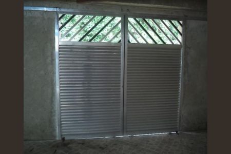 Casa para alugar com 3 quartos, 140m² em Bom Retiro, Santos