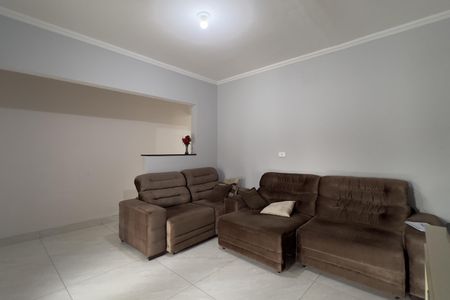 Casa para alugar com 100m², 2 quartos e 1 vagaSala