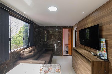 Sala de apartamento para alugar com 2 quartos, 44m² em Vila Jacuí, São Paulo