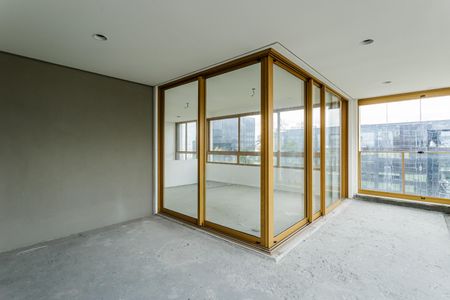 Varanda de apartamento à venda com 3 quartos, 147m² em Itaim Bibi, São Paulo