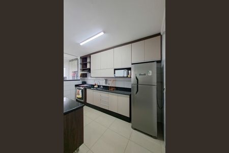 Apartamento para alugar com 127m², 3 quartos e 2 vagas Apartamento para alugar com 127m², 3 quartos e 2 vagasCozinha
