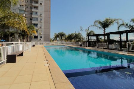 Apartamento para alugar com 65m², 3 quartos e 1 vagaÁrea comum - Piscina
