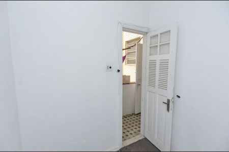 Apartamento à venda com 70m², 2 quartos e sem vaga Apartamento à venda com 70m², 2 quartos e sem vagaQuarto de Serviço