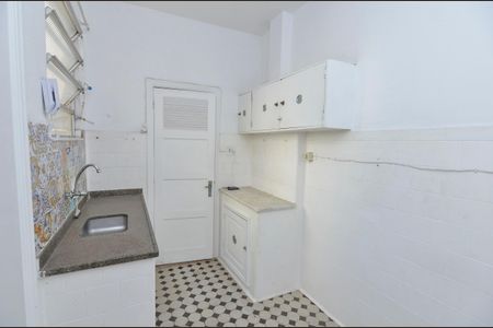 Apartamento à venda com 70m², 2 quartos e sem vaga Apartamento à venda com 70m², 2 quartos e sem vagaCozinha