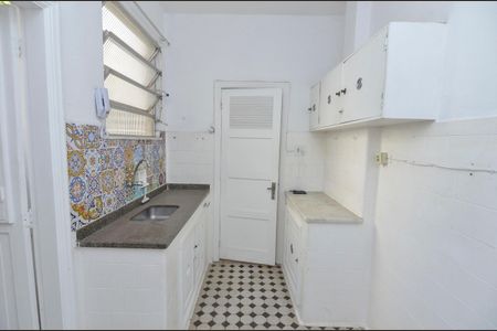 Apartamento à venda com 70m², 2 quartos e sem vaga Apartamento à venda com 70m², 2 quartos e sem vagaCozinha