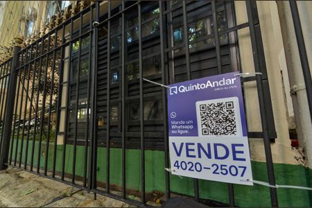 Apartamento à venda com 70m², 2 quartos e sem vaga Apartamento à venda com 70m², 2 quartos e sem vagaFachada
