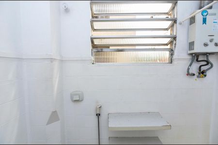 Apartamento à venda com 70m², 2 quartos e sem vaga Apartamento à venda com 70m², 2 quartos e sem vagaBanheiro