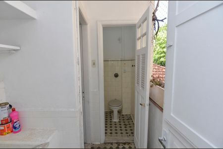 Apartamento à venda com 70m², 2 quartos e sem vaga Apartamento à venda com 70m², 2 quartos e sem vagaÁrea de Serviço