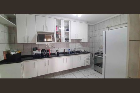 Apartamento à venda com 97m², 2 quartos e 1 vaga Apartamento à venda com 97m², 2 quartos e 1 vagaCozinha