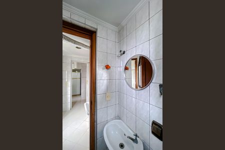 Apartamento à venda com 80m², 2 quartos e 1 vaga Apartamento à venda com 80m², 2 quartos e 1 vagaBanheiro de serviço