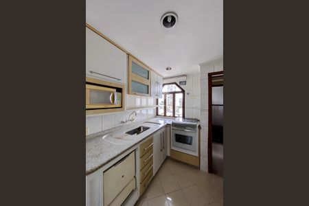 Apartamento à venda com 80m², 2 quartos e 1 vaga Apartamento à venda com 80m², 2 quartos e 1 vagaCozinha