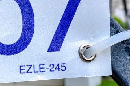 Apartamento à venda com 80m², 2 quartos e 1 vaga Apartamento à venda com 80m², 2 quartos e 1 vagaEZLE-245