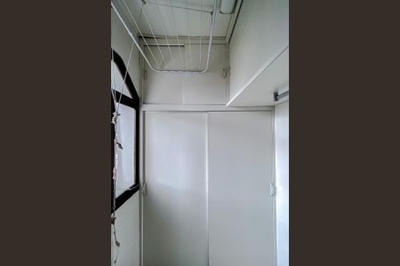 Apartamento à venda com 80m², 2 quartos e 1 vaga Apartamento à venda com 80m², 2 quartos e 1 vagaQuarto de Serviço