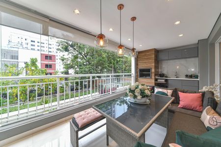 Apartamento à venda com 125m², 3 quartos e 3 vagasVaranda