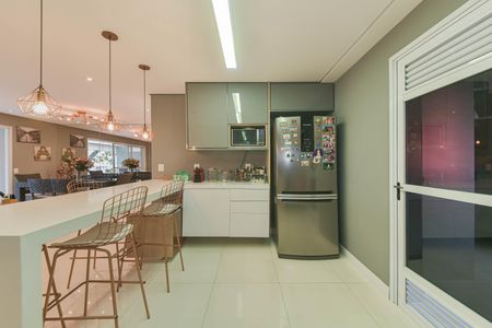 Apartamento à venda com 125m², 3 quartos e 3 vagasCozinha