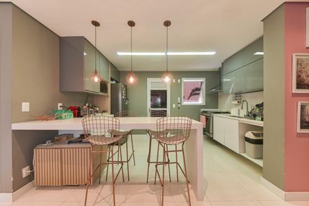 Apartamento à venda com 125m², 3 quartos e 3 vagasCozinha