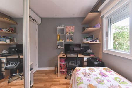 Apartamento à venda com 125m², 3 quartos e 3 vagasQuarto 2