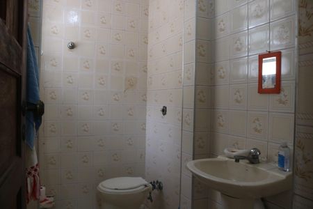 Casa à venda com 188m², 3 quartos e 2 vagasBanheiro 1