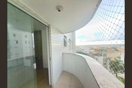 Apartamento à venda com 4 quartos, 130m² em Buritis, Belo Horizonte