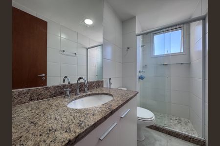 Apartamento à venda com 180m², 4 quartos e 2 vagas Apartamento à venda com 180m², 4 quartos e 2 vagasBanheiro Social