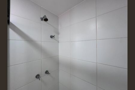 Apartamento à venda com 180m², 4 quartos e 2 vagas Apartamento à venda com 180m², 4 quartos e 2 vagasBanheiro Social