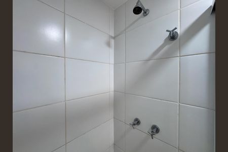 Apartamento à venda com 180m², 4 quartos e 2 vagas Apartamento à venda com 180m², 4 quartos e 2 vagasSuíte - Banheiro