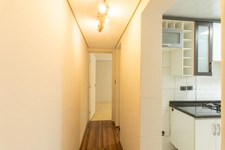 Corredor de apartamento para alugar com 2 quartos, 54m² em Atuba, Curitiba