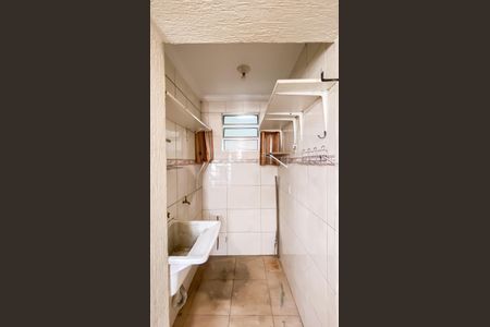 Casa para alugar com 115m², 2 quartos e 2 vagas Casa para alugar com 115m², 2 quartos e 2 vagasÁrea de Serviço