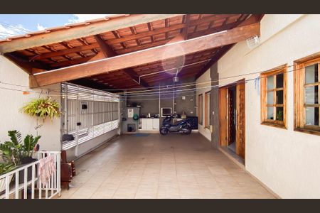 Casa para alugar com 115m², 2 quartos e 2 vagas Casa para alugar com 115m², 2 quartos e 2 vagasGaragem